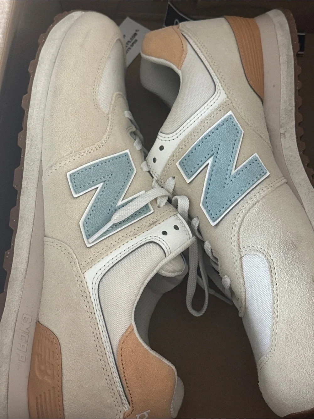 New Balance ML574RF2 Cream Sneakers with Light Blue SIZE 12